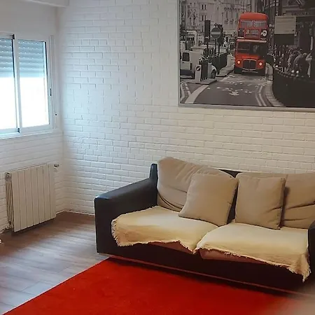 Precioso Piso-apartamento En Barrio De Apartamento