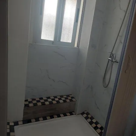 Precioso Piso-apartamento En Barrio De Apartamento Zaragoza